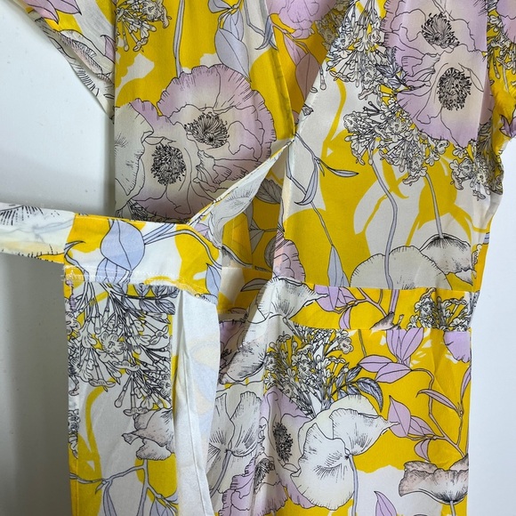 Yumi Kim Silk Wrap Midi Dress S Yellow Floral Wedding Guest Vacation Resort Work - Picture 4 of 12